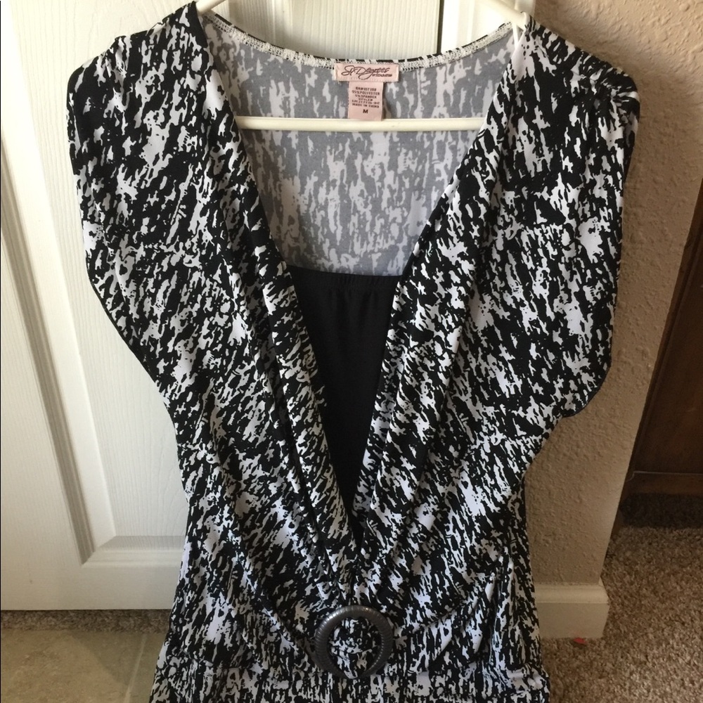 Black and white blouse